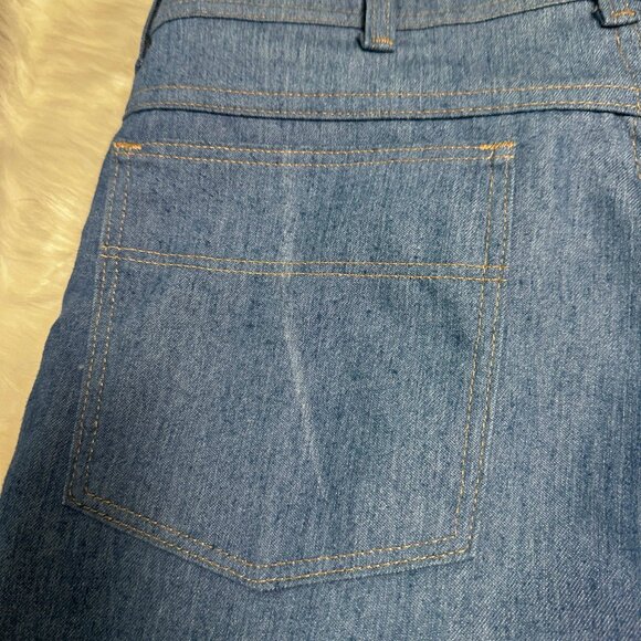 Jean's - Picture 5 of 6